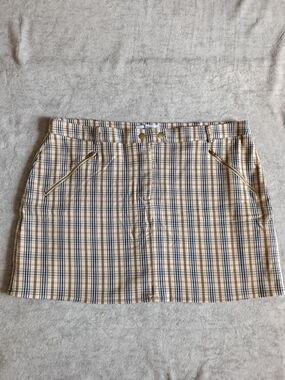Forever 21 | Beige Plaid Mini Skirt